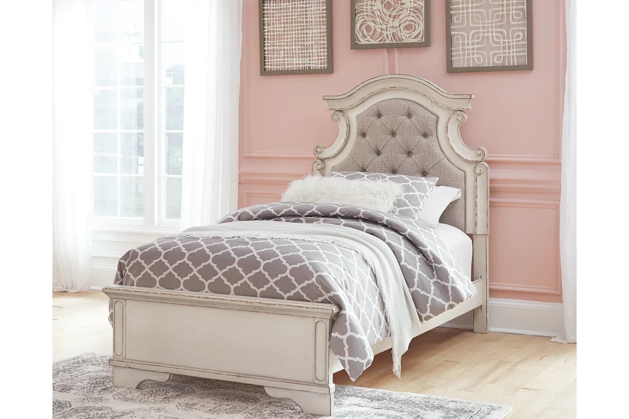 Realyn Upholstered Panel Bed