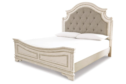 Realyn  Upholstered  Panel Bed